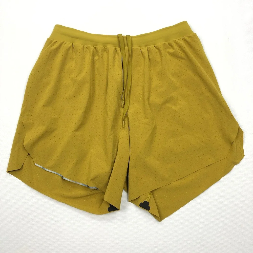 Lululemon Outpacer Fast and Free Shorts Mens Small Yellow Chartreuse Running 6in